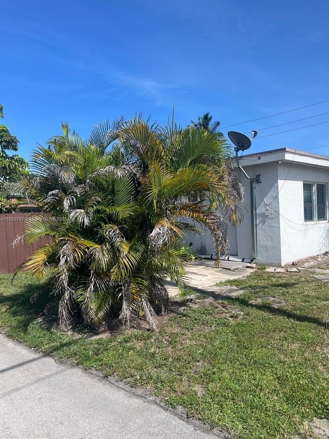 Photo - 1641 Taft St Unit 1N