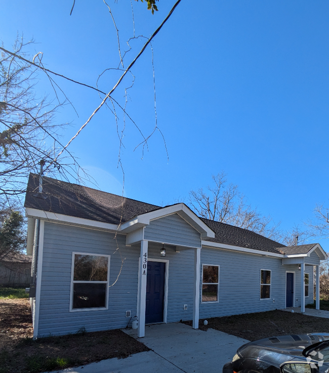 Building Photo - 430 Fairhope St Unit A Rental