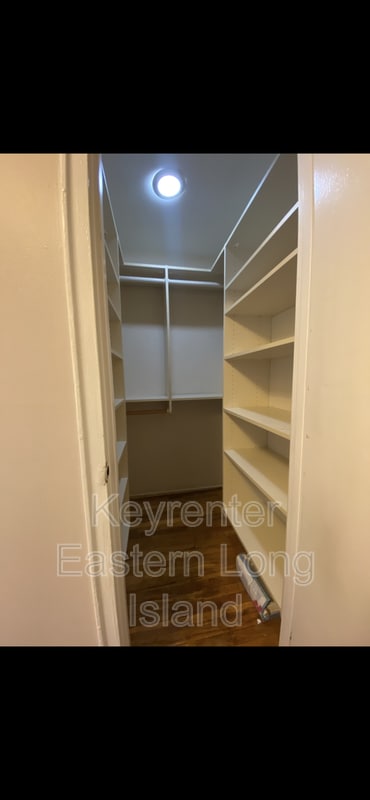 Photo - 215 Terry Rd