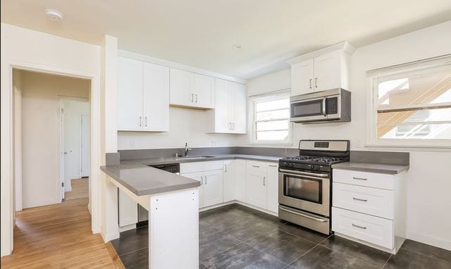 Building Photo - 1031 Ocean Park Blvd