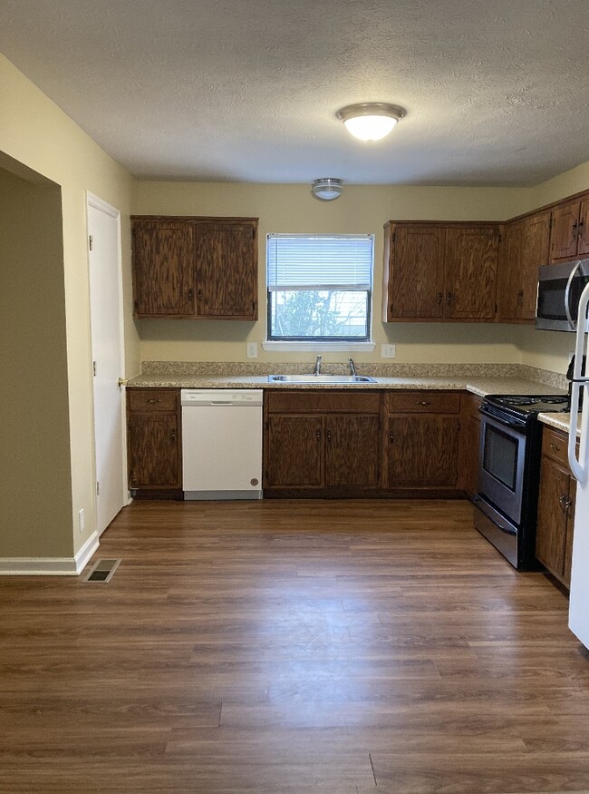 Photo - 1013 Crescent Dr