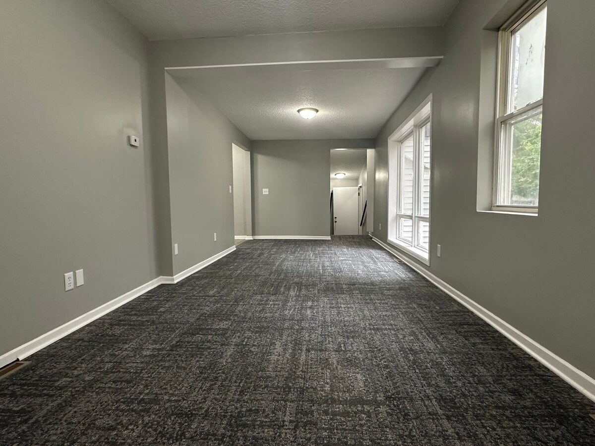 Photo - 761 Englewood Ave Unit 761 Englewood  2