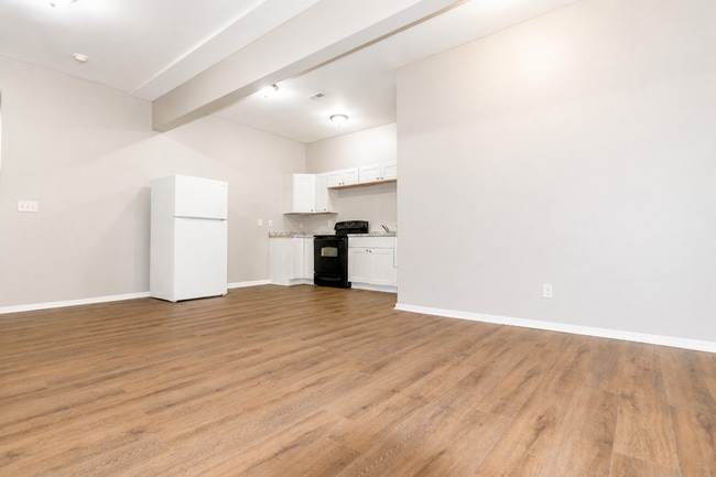 Photo - 500 E Ormsby Ave Unit 500 E Ormsby Ave  1
