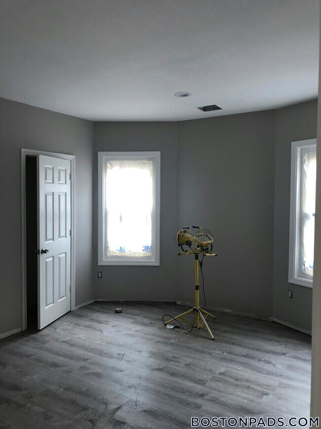 Photo - 39 Long Ave Unidad 2