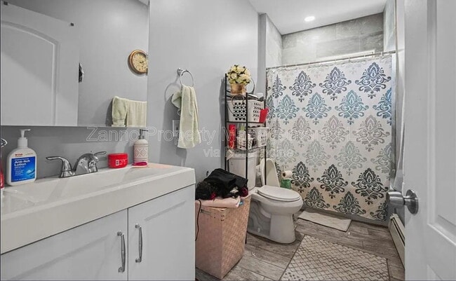 Photo - 471 Smithfield Ave Unit 2