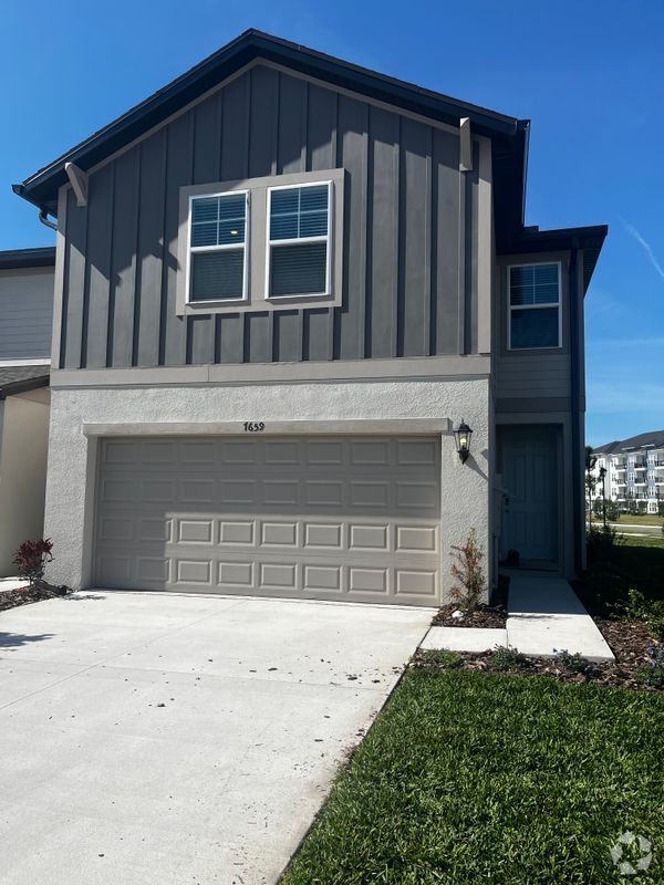 Building Photo - 7659 Momentum Pkwy Rental