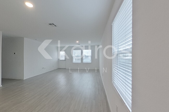 Photo - 5634 Mountain Point