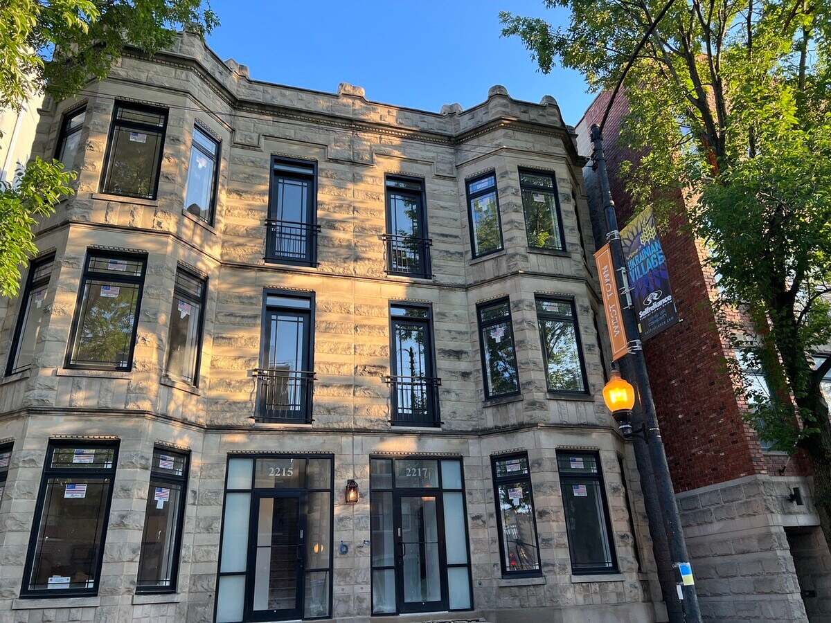 Photo - 2217 W Chicago Ave Condo Unit 2R