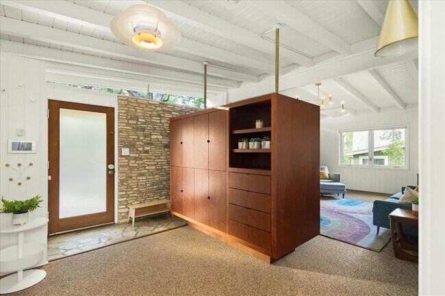 Photo - 1105 Azie Morton Rd