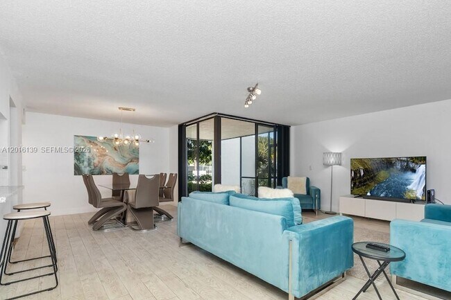 825 Egret Cir Unit 110