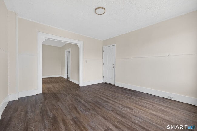 Photo - 27 Beacon St Unit 3