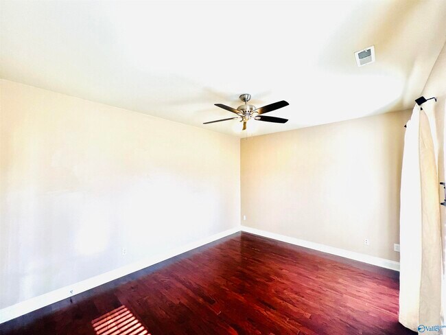 Photo - 630 Summer Cove Cir NW