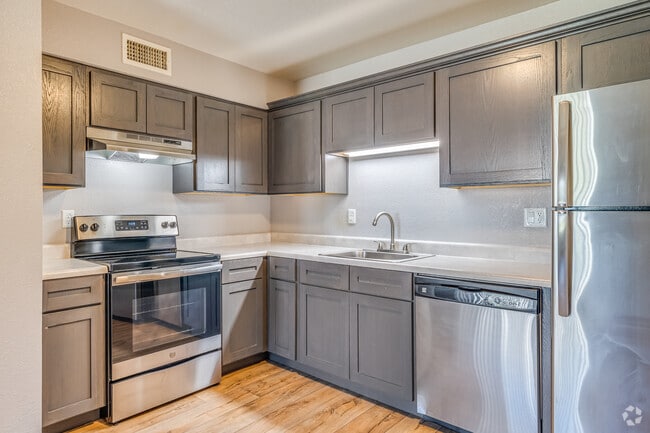 Interior Photo - Regency Square