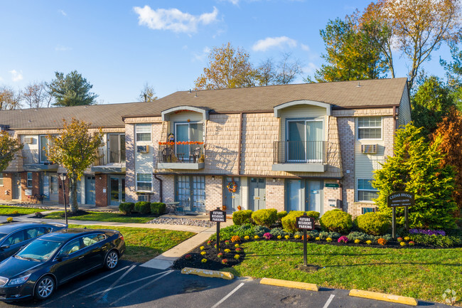 Building Photo - Cedar Brook Rental