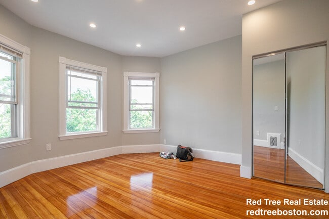 Photo - 164 Hyde Park Ave Unit 2