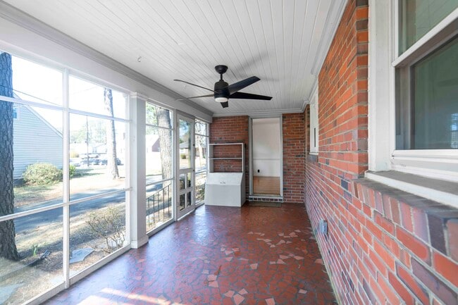 Photo - 161 Blades St