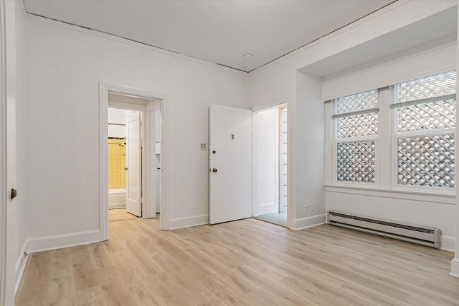 Building Photo - 2957 Fillmore St Unit 2957 Rental