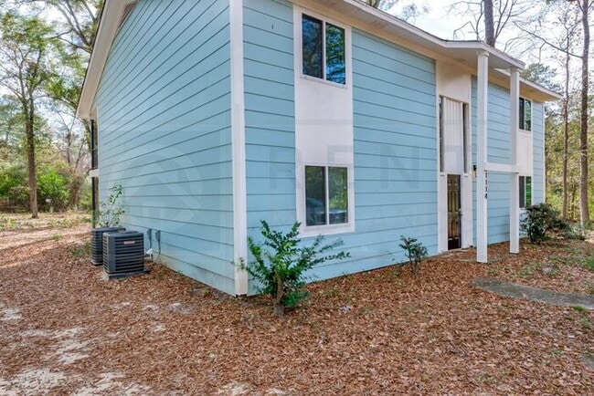 Photo - Newly Renovated 2 Bedroom Apartments Near I-26 and Costco!