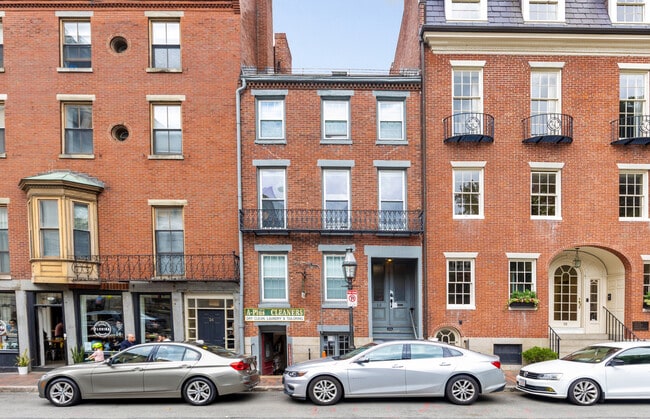 Photo - 10 Derne St