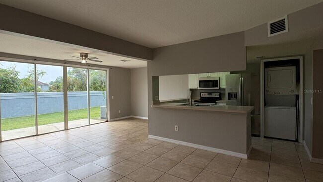 Photo - 211 Caribbean Dr