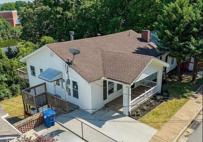 Photo - 232 Jarnigan Ave