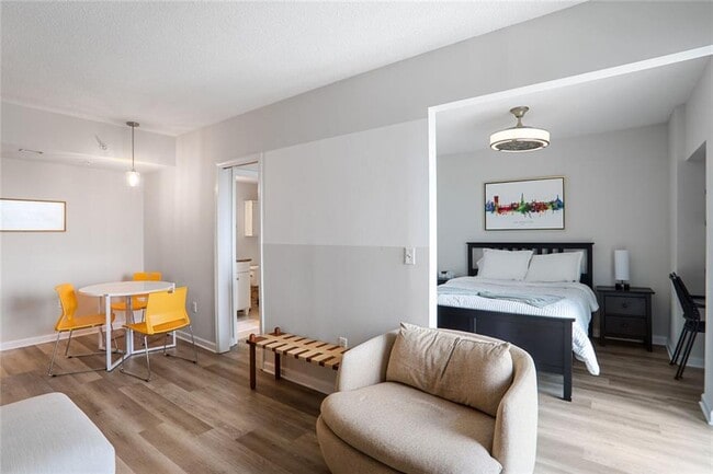 Photo - 199 14th St NE Unidad 2501