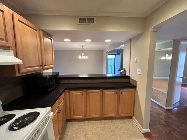 Photo - 1905 16th Ave S Unidad Apt A