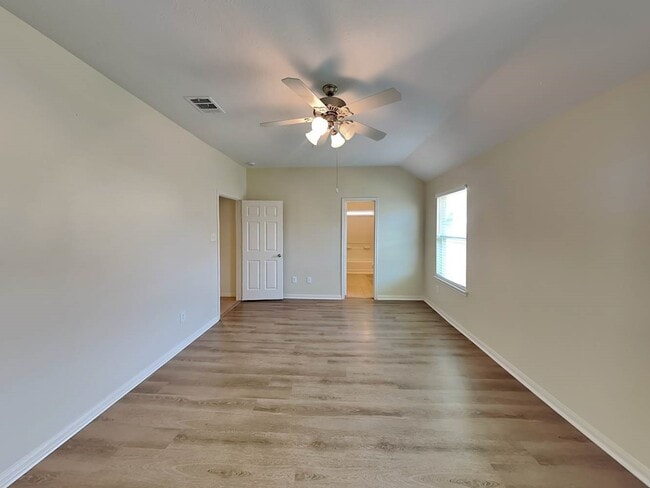 Photo - 8622 Doskocil Dr