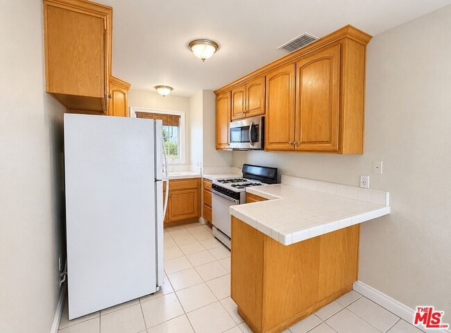 Photo - 11735 Valley View Ave