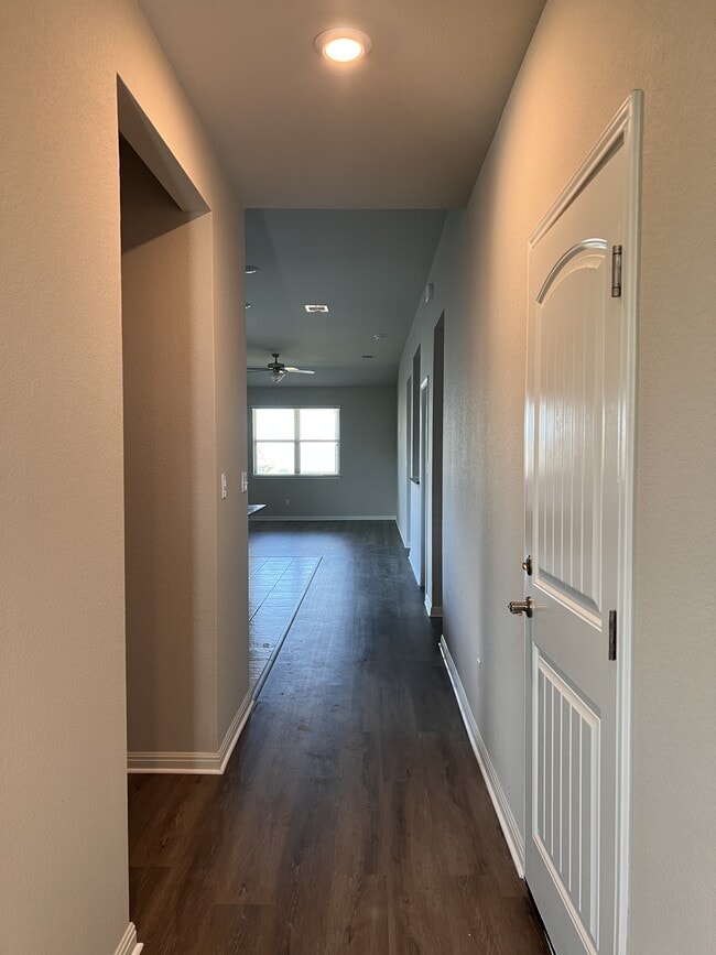 Photo - 1513 Carlene Pruett St