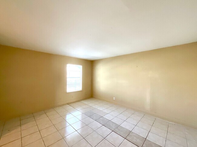 7042 Glen Mist