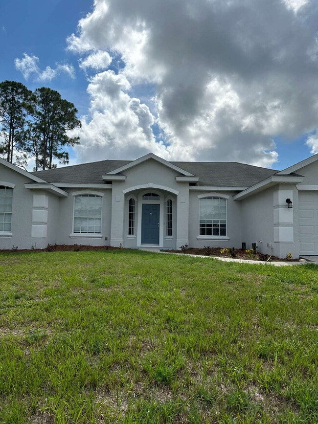 Photo - 3-Bedroom Home in Quiet Palm Bay