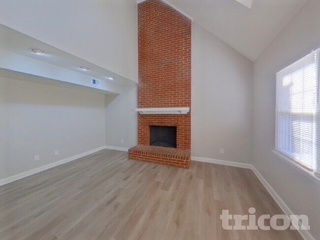 Photo - 8104 Lighthouse Way