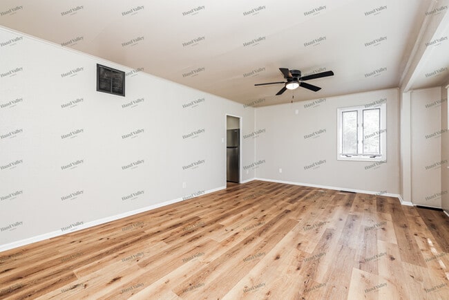 Photo - 2981 Kerwood Dr