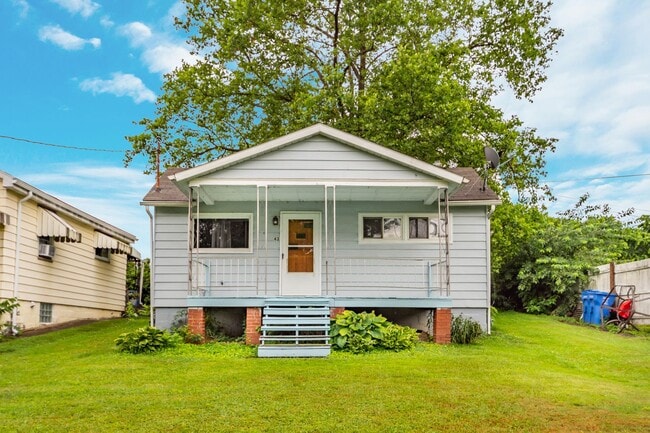 43 Lindsay Rd