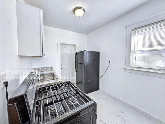 Photo - 5054 Linsdale St Unit 1