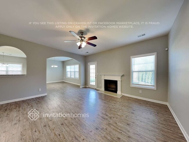 Photo - 6576 White Spruce Ave