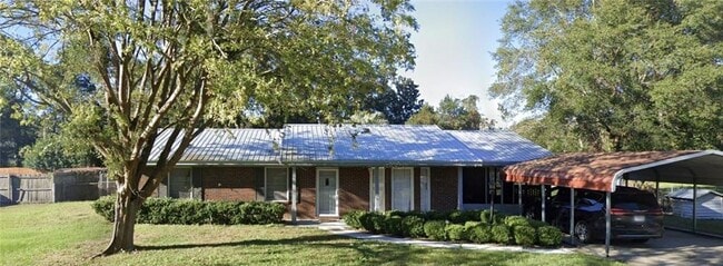 Photo - 111 Northwood Dr House