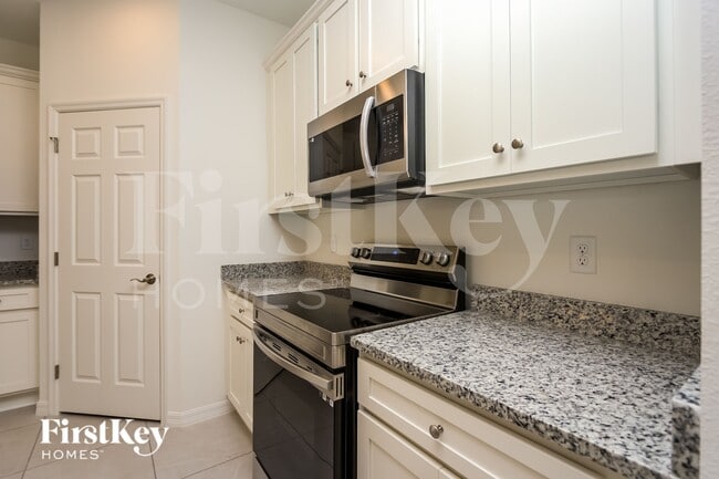 Photo - 336 Corbel Ln