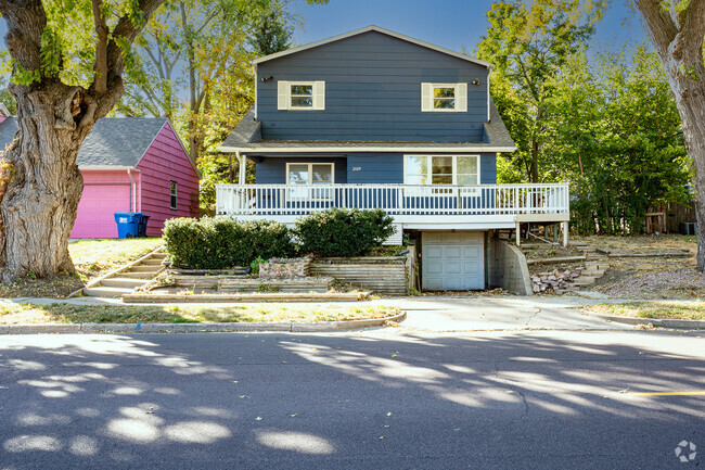 Building Photo - 2609 W 26th St Rental