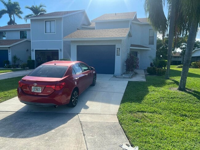 Photo - 1581 Woodbridge Lakes Cir
