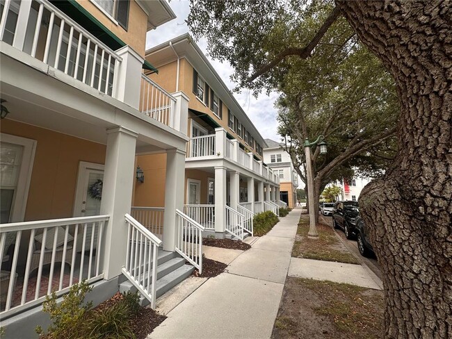 Building Photo - 709 Bloom St Unit 240