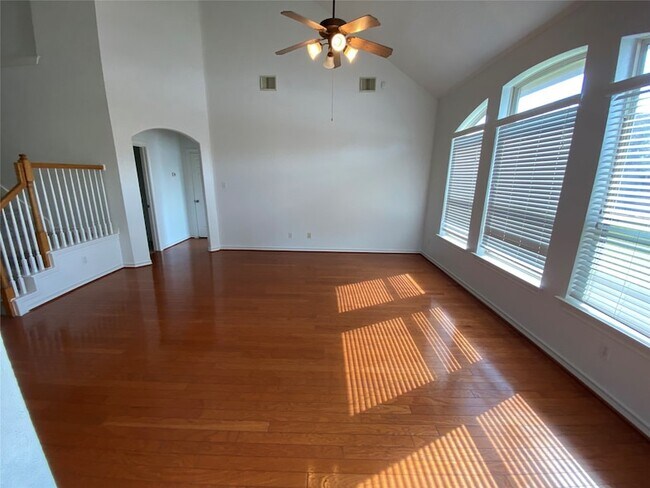 Photo - 5118 Big Meadow Ln