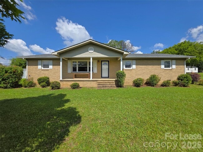 Building Photo - 1052 Rembrandt Dr SW