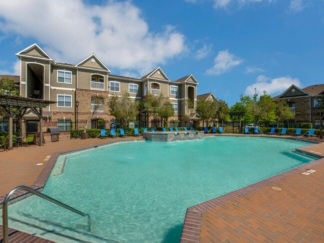 Piscina espectacular en Carrington at Barker Cypress, Cypress, TX 77433