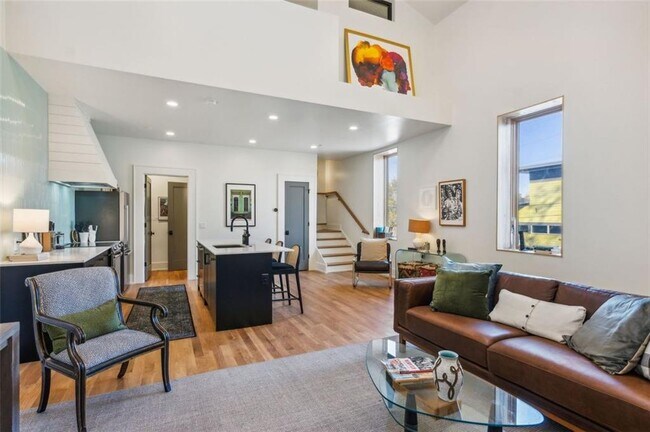 Photo - 955 Wylie St SE Unit 4