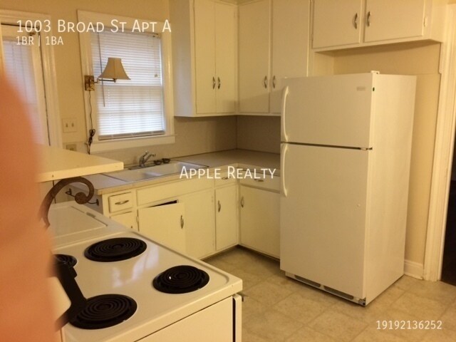 Photo - 1003 Broad St Casa