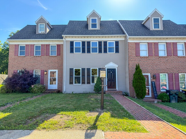 Photo - 17 Pheasant Ln