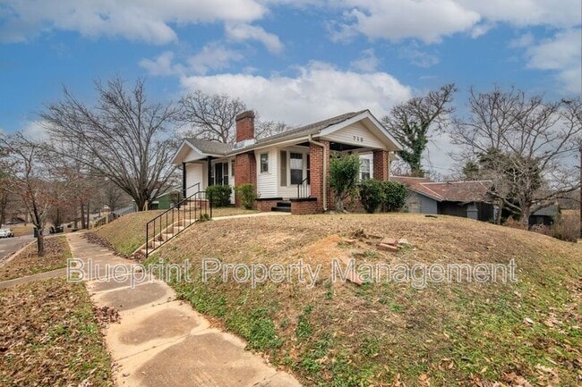 Building Photo - 718 78th St S