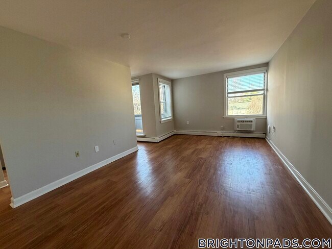 Photo - 9 Bronsdon St Unit 12L-D